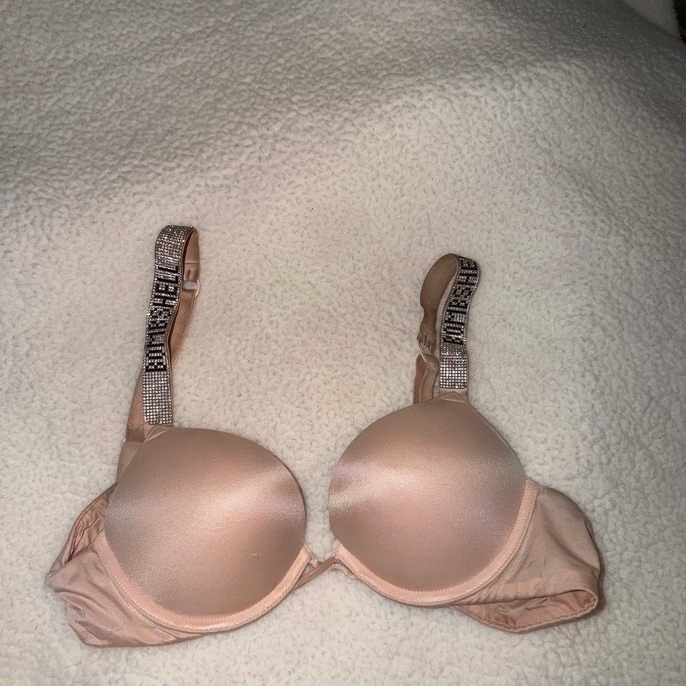 Victoria’s Secret Bombshell Bra 34A